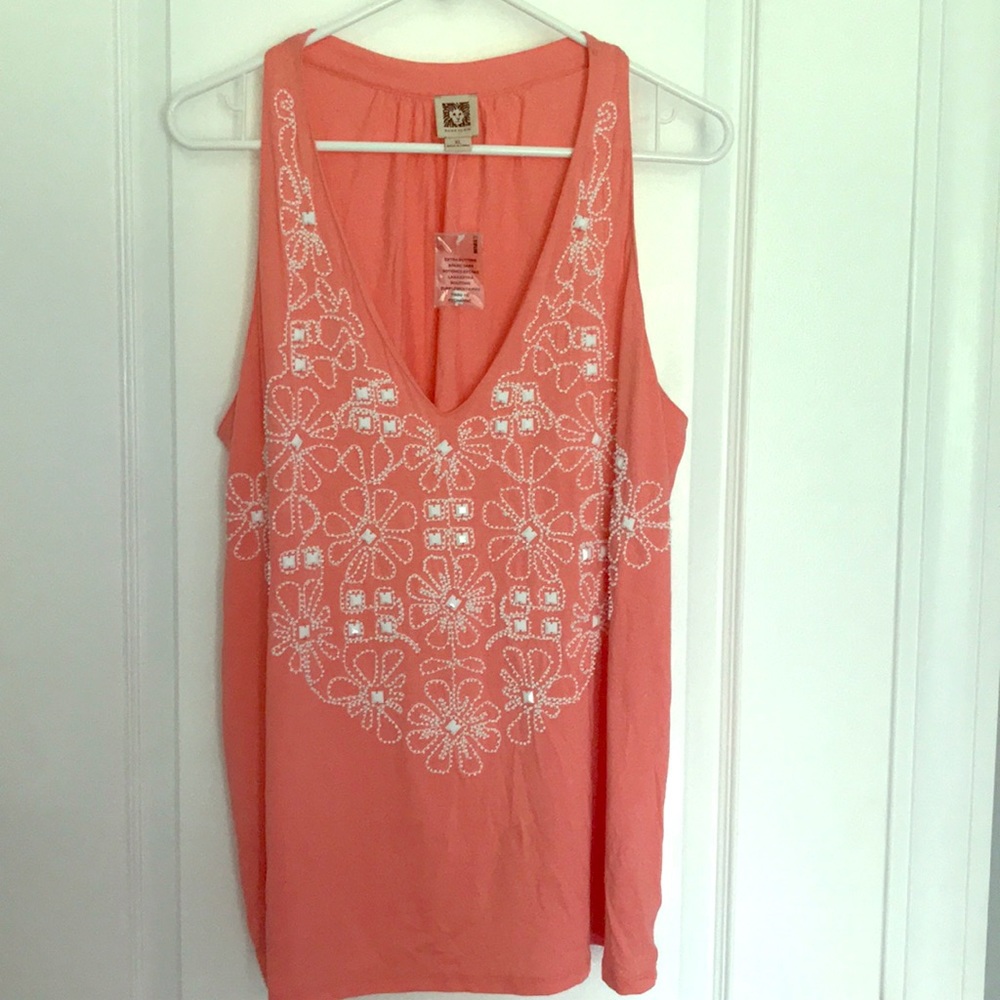NWT Anne Klein V-neck tank top
